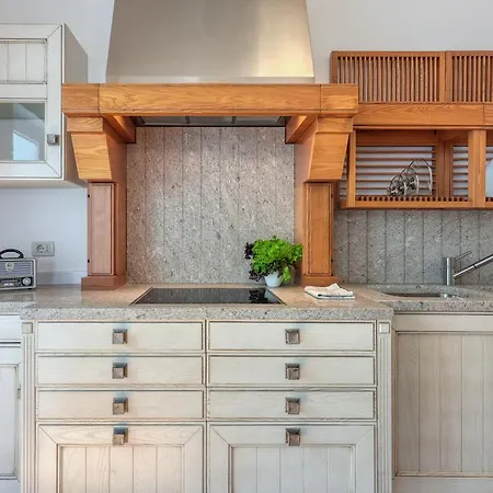 The Perfect View Penthouse Design Apt. - Happy *