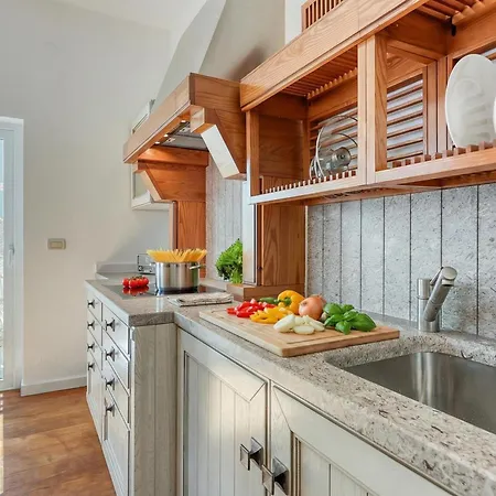 The Perfect View Penthouse Design Apt. - Happy *